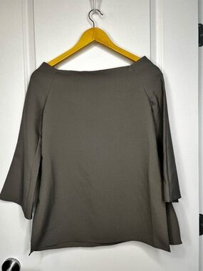 Banana Republic Women's Medium Black Batwing Blouse Elegant Classy